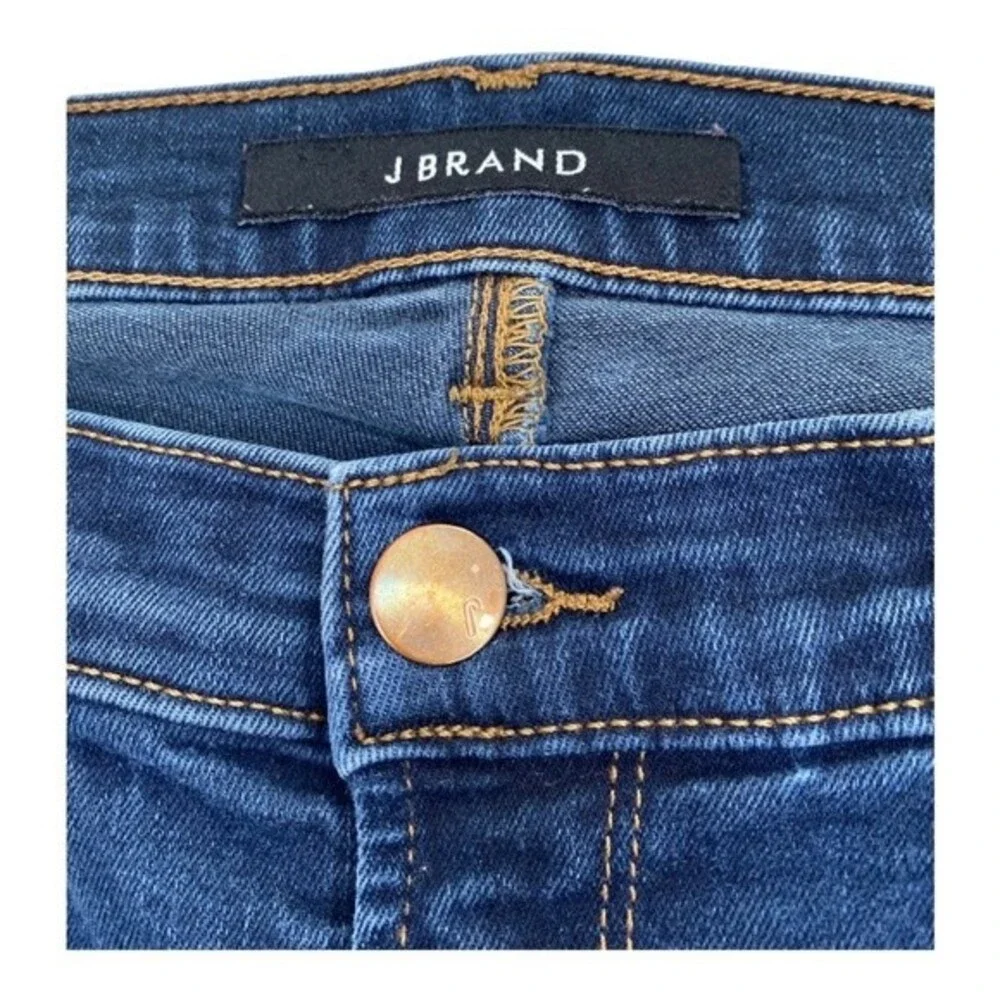 J BRAND Brooke Bootcut‎ Jeans in Color Aura, Size 32, Denim
